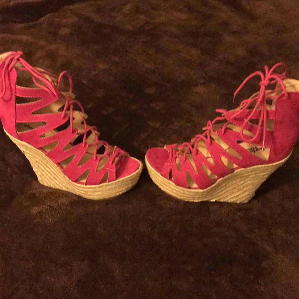 Lace up wedge Sandal